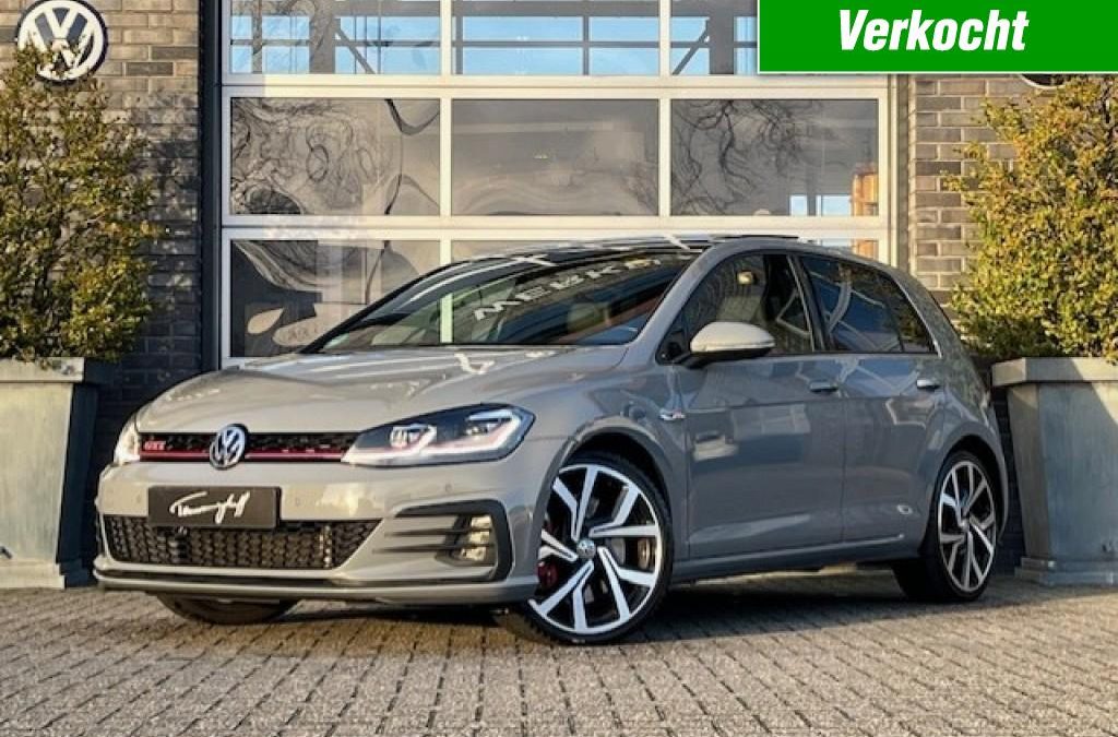 VOLKSWAGEN GOLF GTI PERFORMANCE 245PK – PANO – LEDER – 19 INCH – ORG. NL.